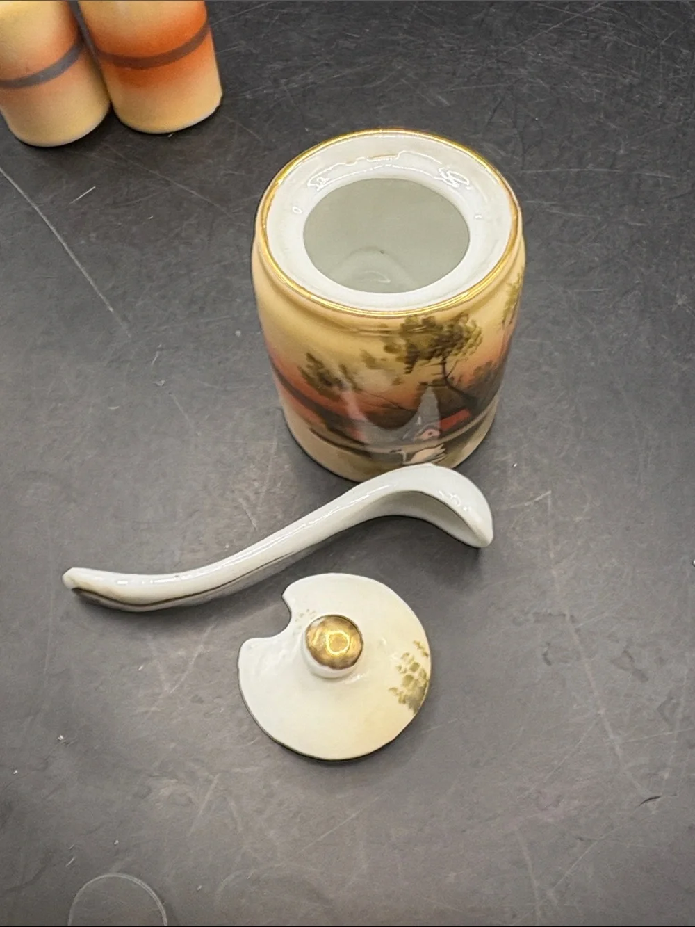 Hand-Painted Tree in Meadow Japan Condiment Set